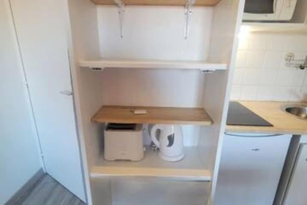 Fully Equipped Apartment St Charles Station Marseille Bagian luar foto