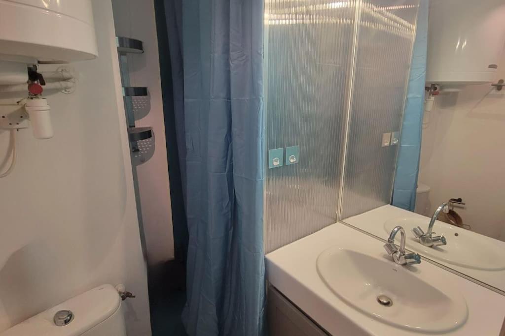 Fully Equipped Apartment St Charles Station Marseille Bagian luar foto