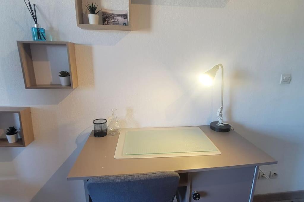 Fully Equipped Apartment St Charles Station Marseille Bagian luar foto