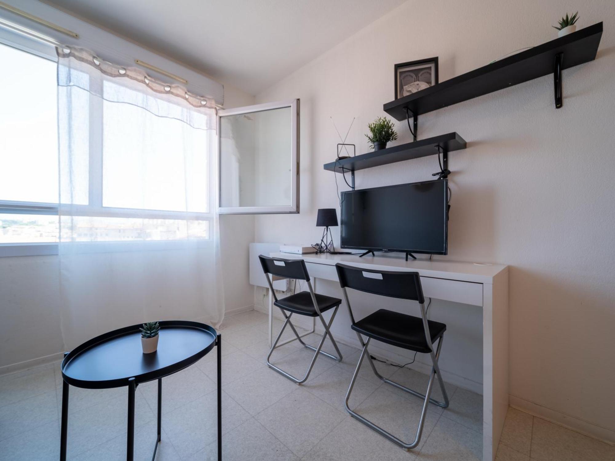 Fully Equipped Apartment St Charles Station Marseille Bagian luar foto
